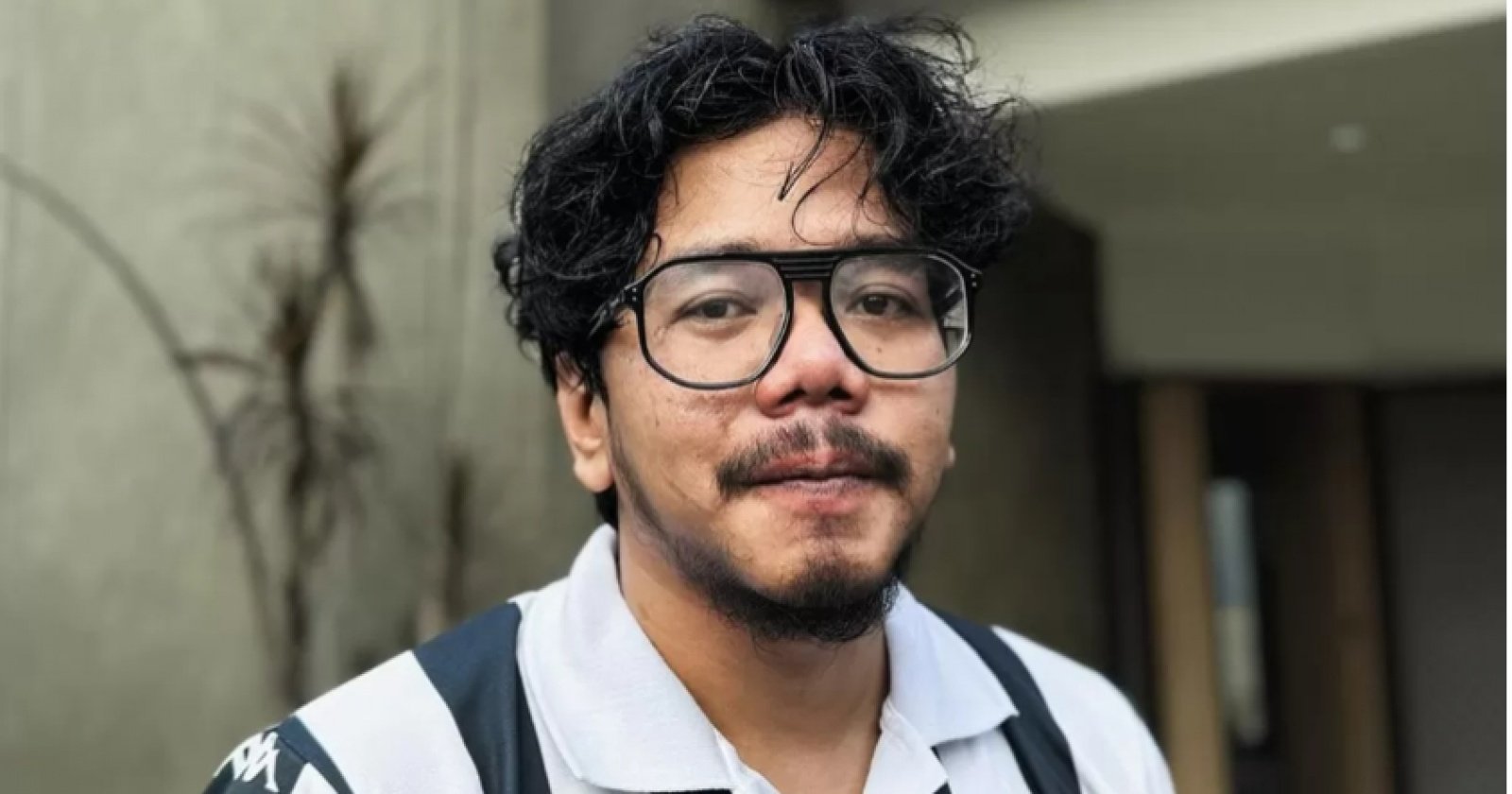 https://tempolitik.com/profil-ferry-irwandi-dari-pns-hingga-suara-kritikus-generasi-digital