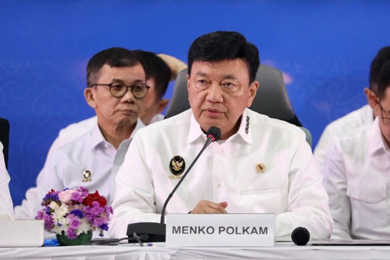 https://tempolitik.com/budi-gunawan-dicopot-dari-jabatan-spekulasi-dan-penjelasan-menjelang-reshuffle