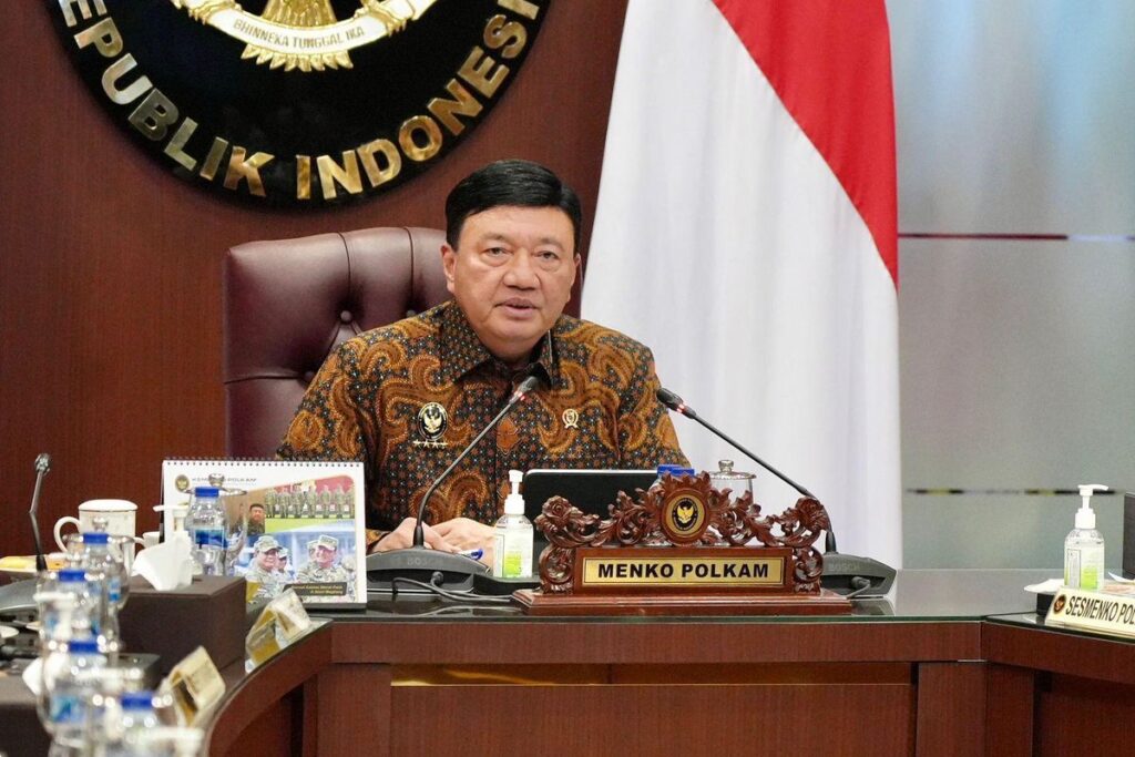 https://tempolitik.com/budi-gunawan-dicopot-dari-jabatan-spekulasi-dan-penjelasan-menjelang-reshuffle